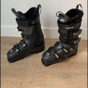 Women’s 24/24.5 Salomon S/PRO 90 Ski Boots